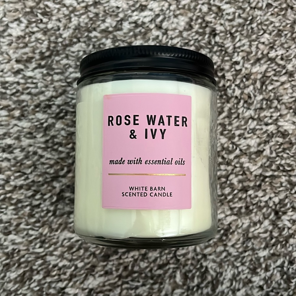 White barn candle